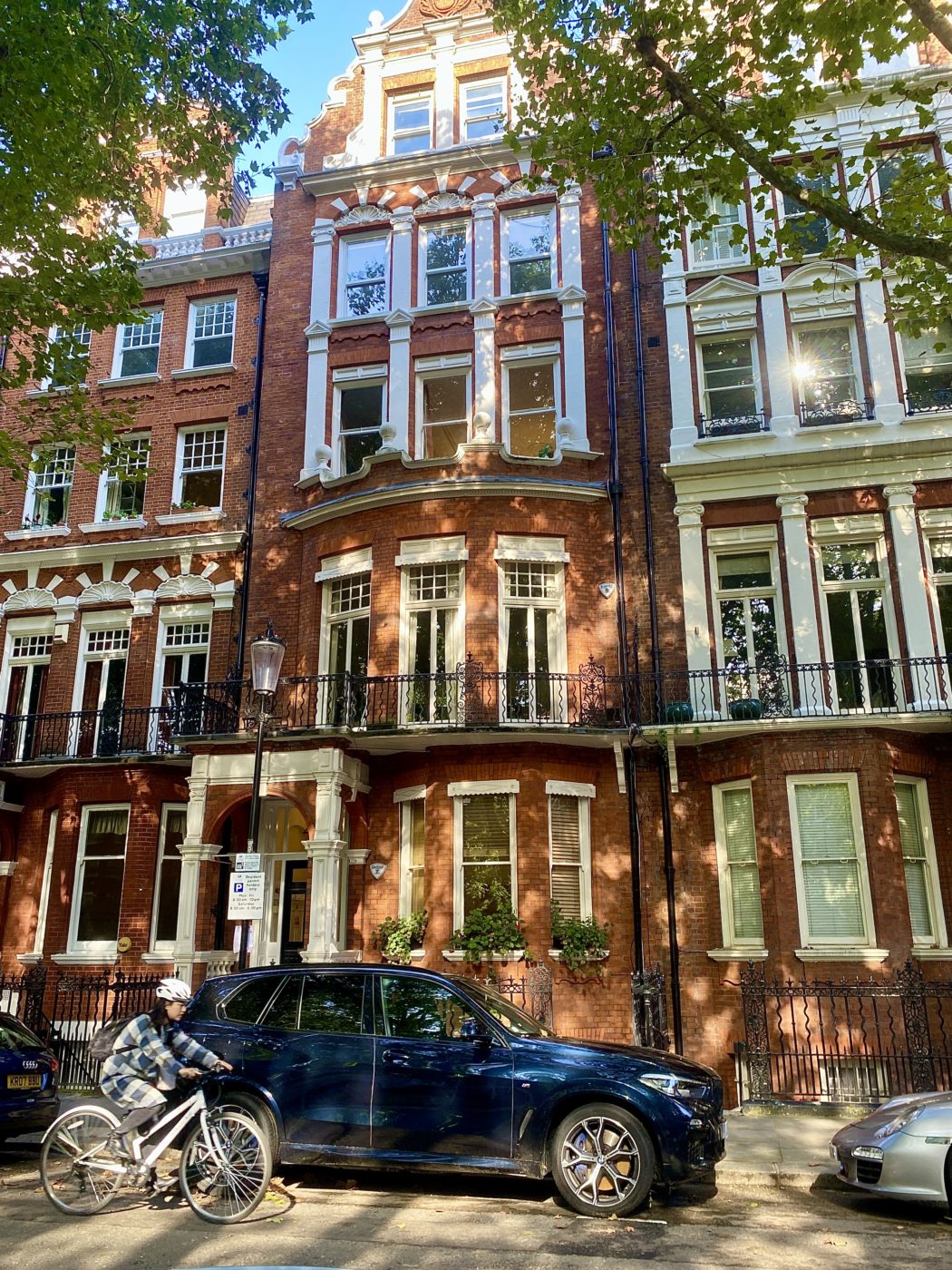 BRAMHAM GARDENS, KENSINGTON & CHELSEA, LONDON SW5